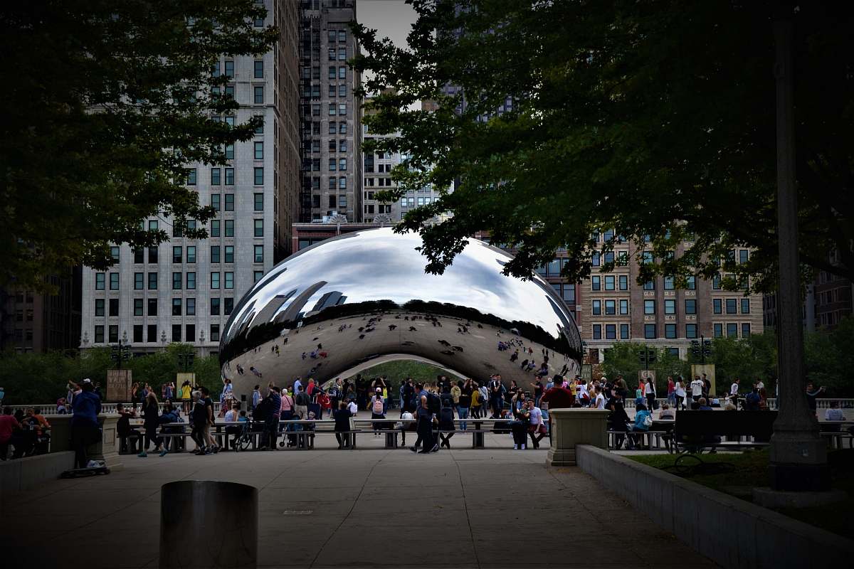 city group of people near bridge chicago